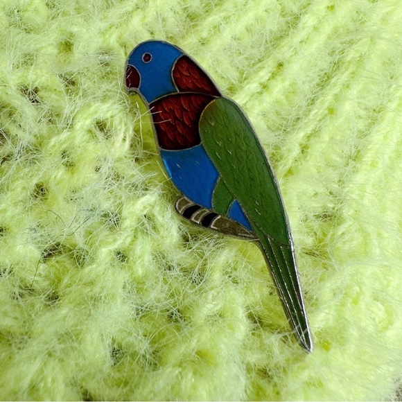 Jewelry - Vintage Parakeet Soft Enamel Pin
